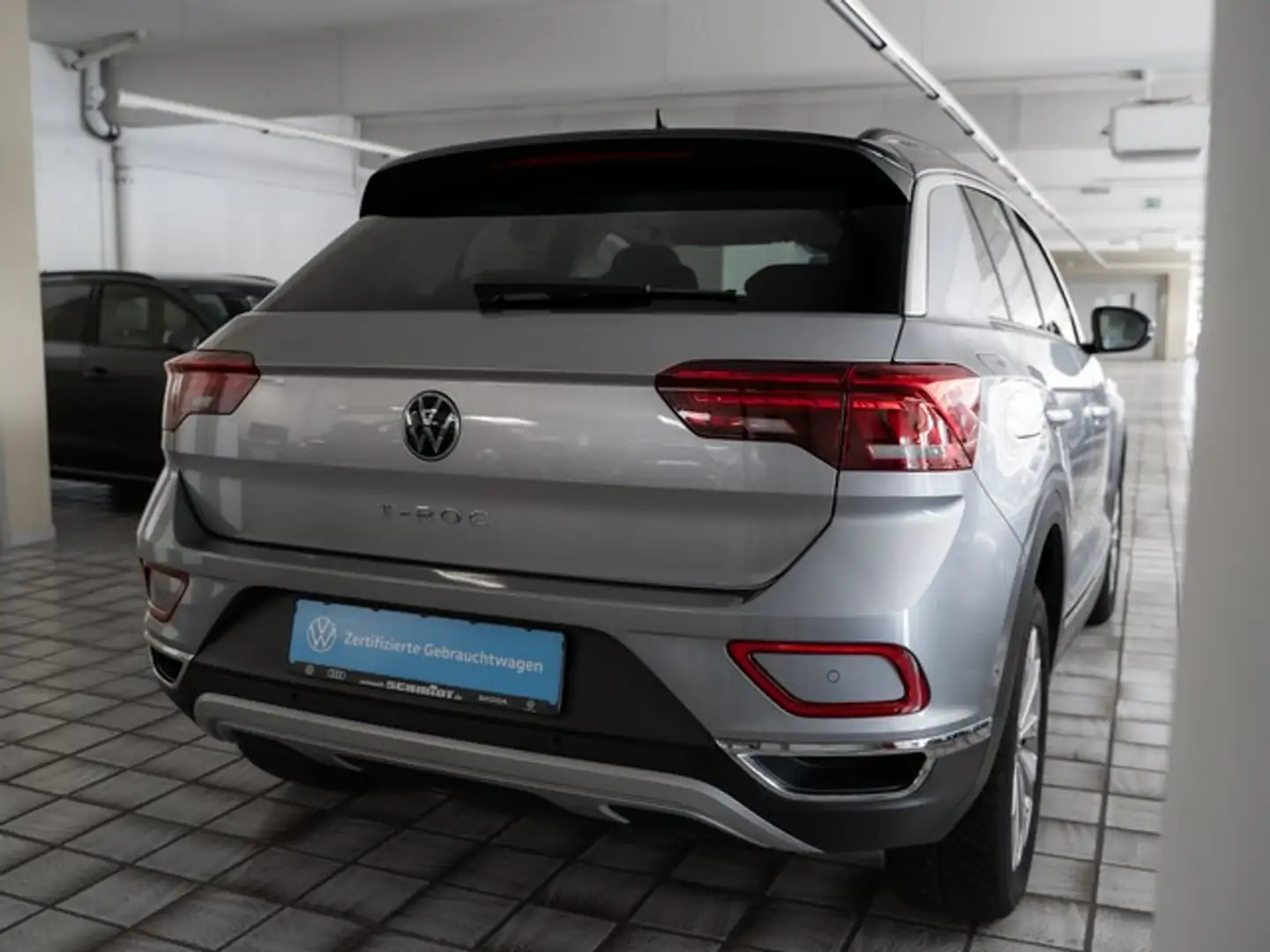Volkswagen T-Roc 1.5TSi Style R-Kamera ACC NaviMedia LED-Plus 17Zol Grau - 2