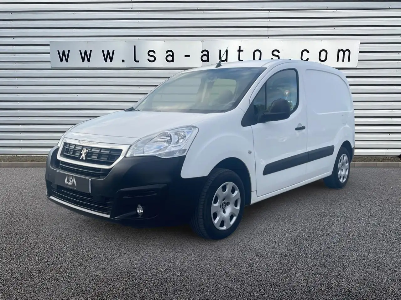 Peugeot Partner 1.6 BlueHDi 100 STANDART Fourgon Premium