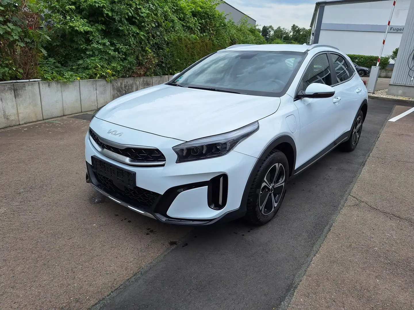 Kia XCeed 1.6 GDi PHEV DCT Vision LED|RFK|SHZ Wit - 2