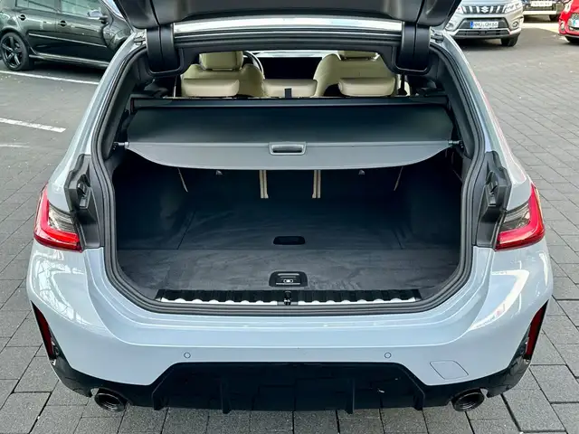 BMW M view 8