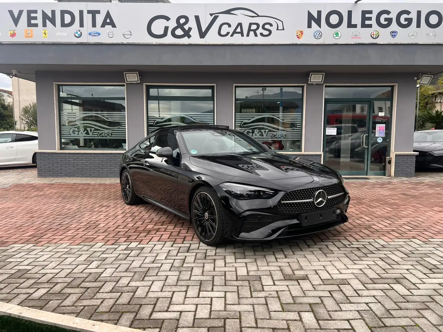 Mercedes-Benz CLE 220 d Coupe AMG Line Advanced Plus KAMERA TETTO FULL Noir - 1