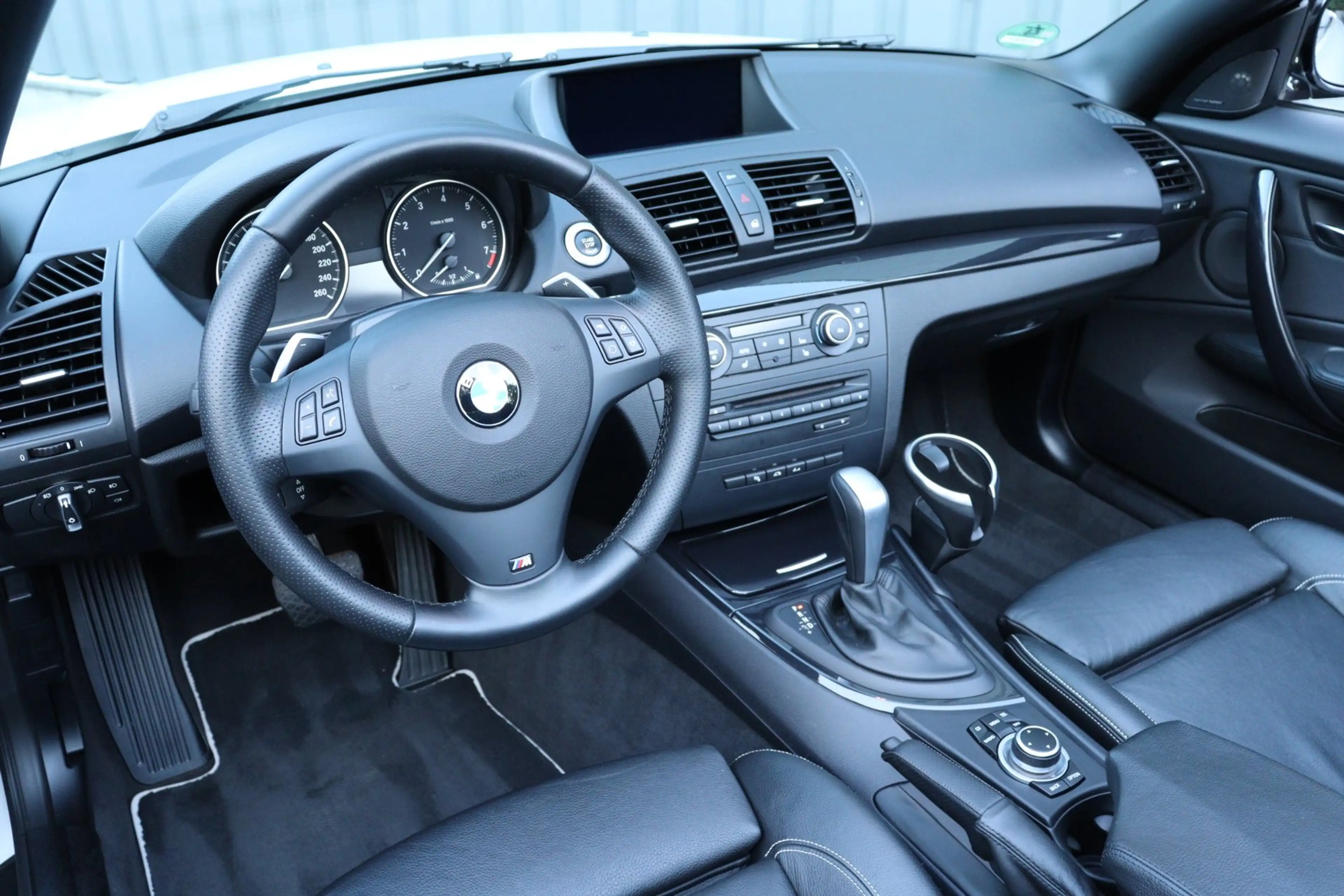 BMW 125 1-serie Cabrio 125i HIGH EXECUTIVE *66.755KM.!* — photo 2
