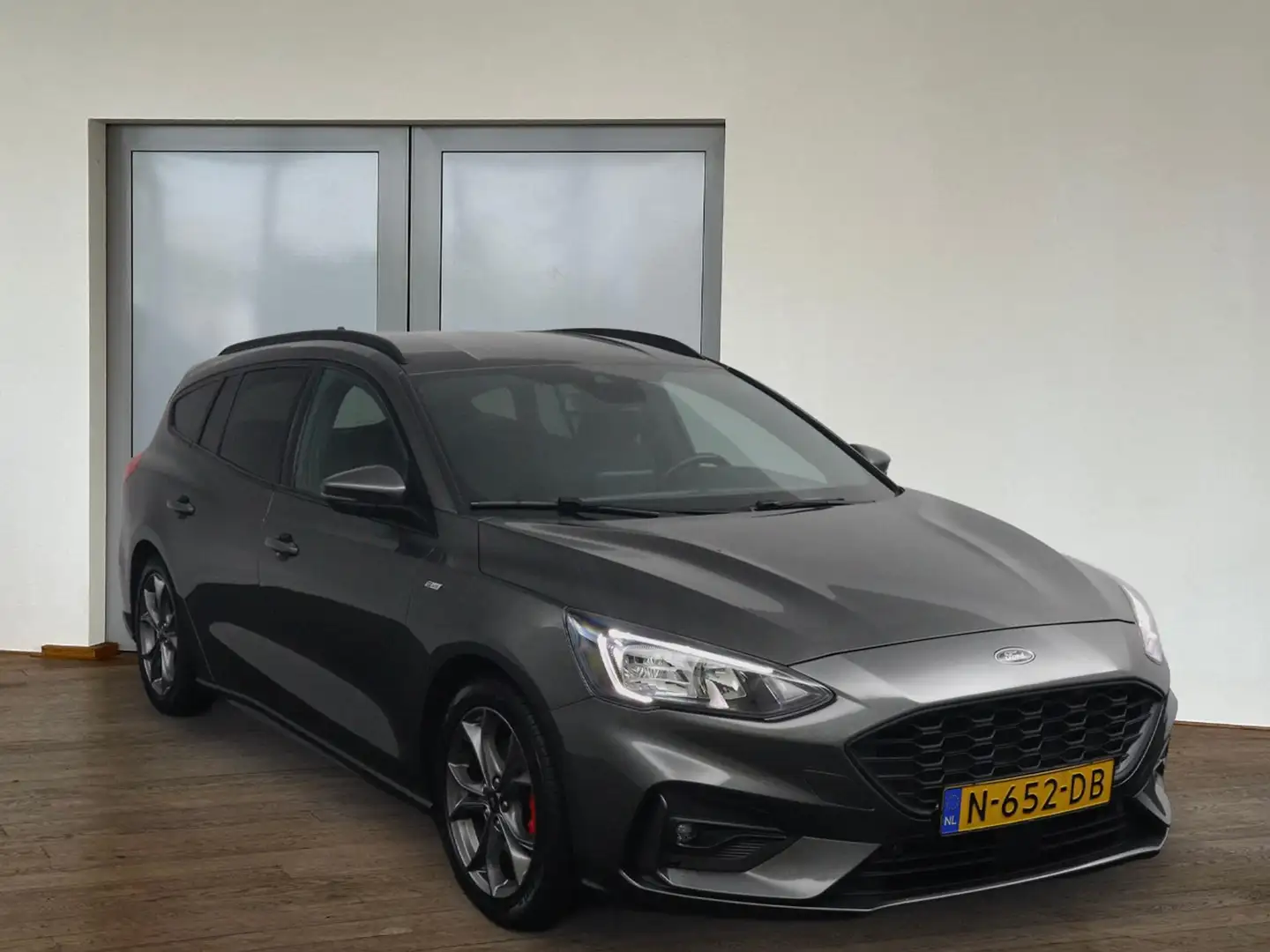 Ford Focus Wagon 1.0 EcoBoost Hybrid ST*ECC*NAVI*ACC*CAM*HAAK Gris - 2