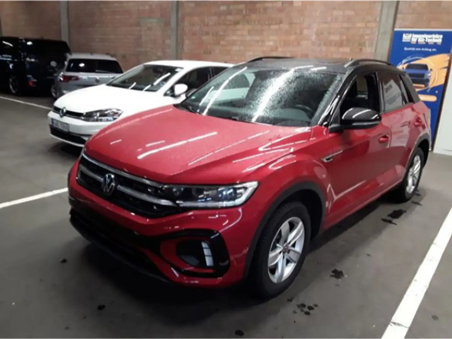 Volkswagen T-Roc 2.0 TDI DSG R-LINE BLACK PANO LM19 STHZG B Rot - 2