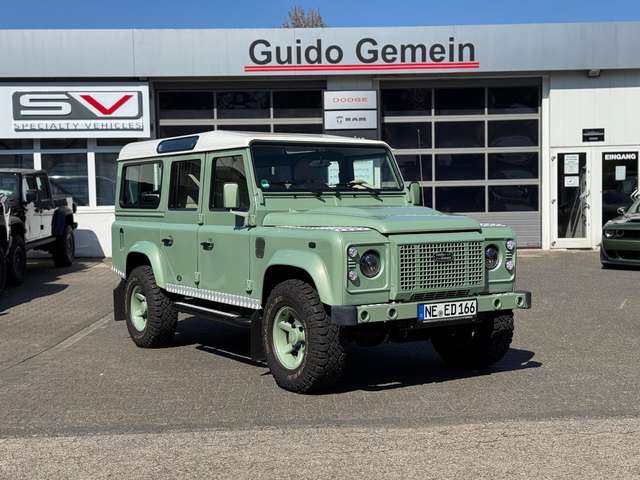 Imagine Land Rover Defender 110 Heritage Station Wagon