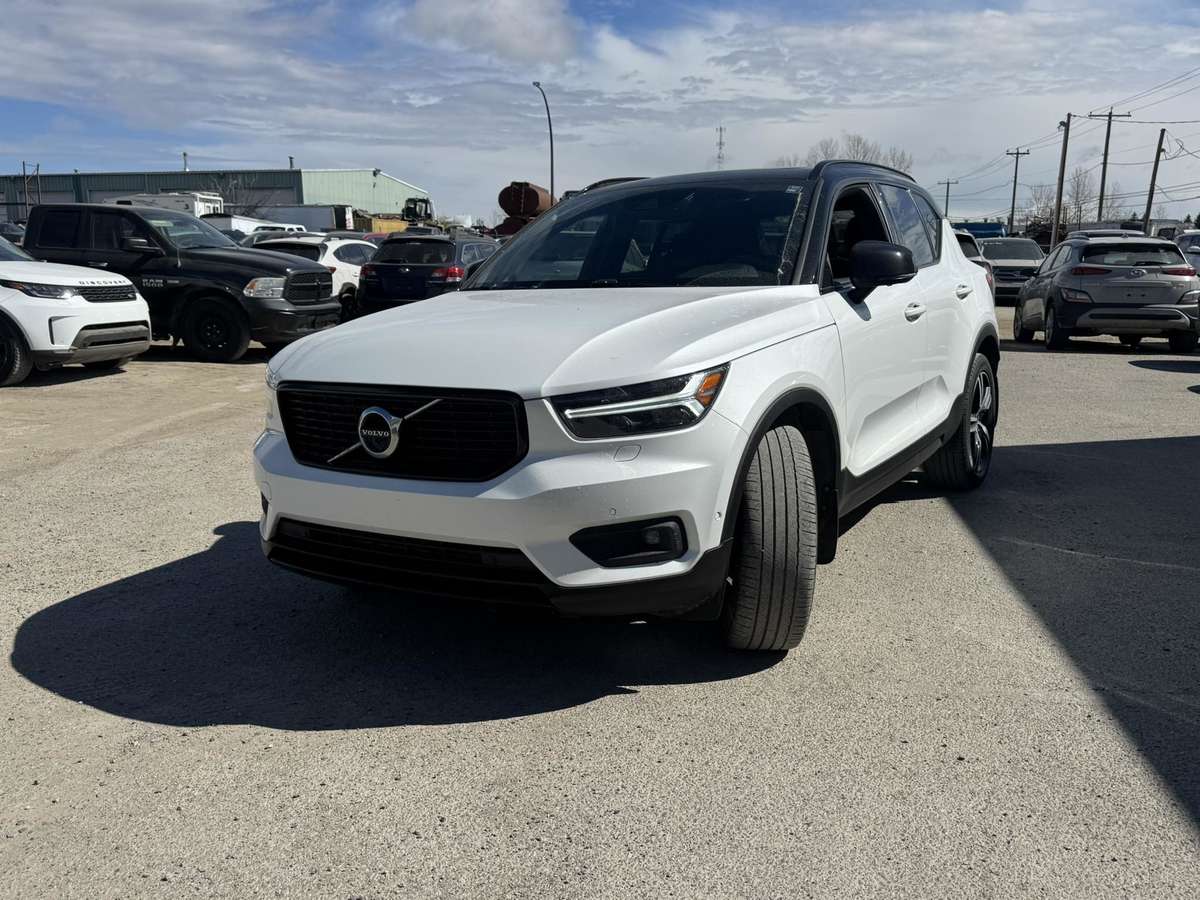 2019 Volvo XC40 R Design thumb 19