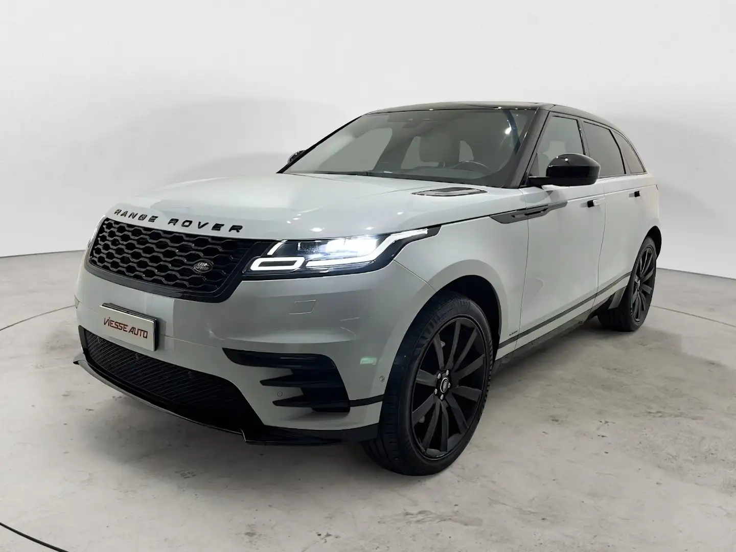 Land Rover Range Rover Velar Range Rover Velar 3.0d V6 HSE 300cv auto my19 Bianco - 1
