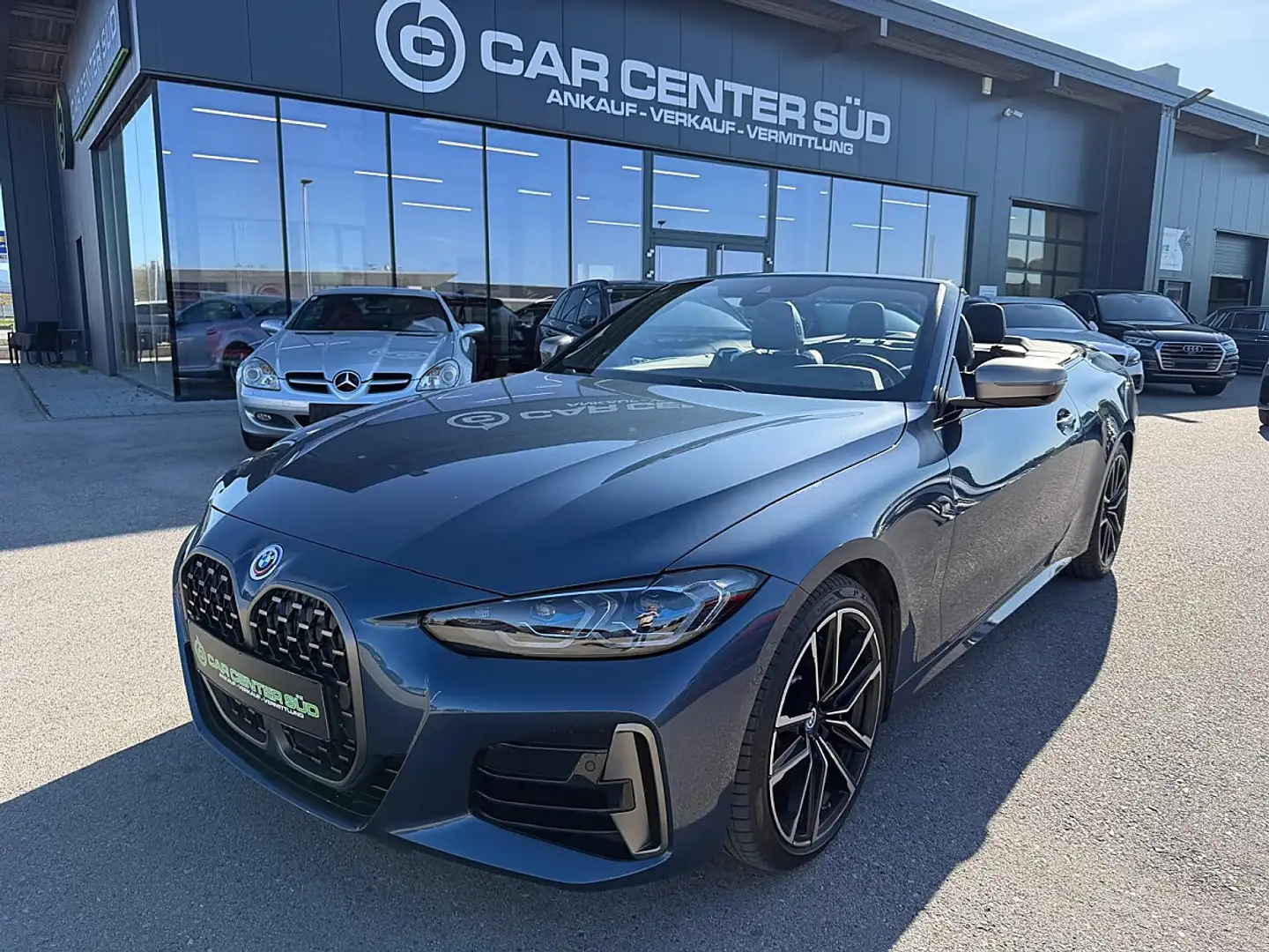 BMW 440 i M xDrive Cabrio Blau - 1