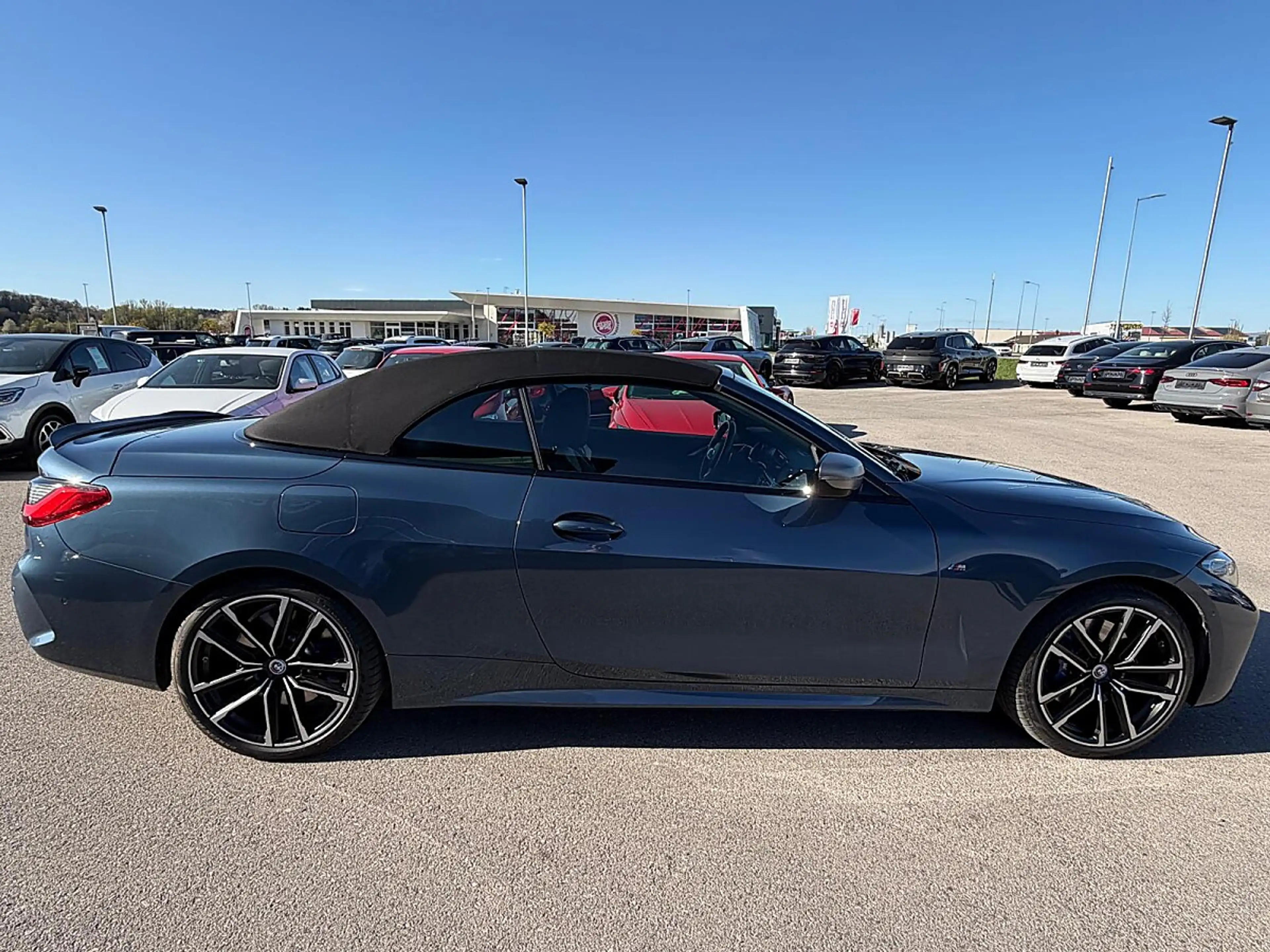 BMW 440 i M xDrive Cabrio — photo 4