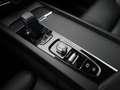 Volvo XC60 2.0 Recharge T6 AWD Business Pro | PANO | CAMERA | Wit - thumbnail 25