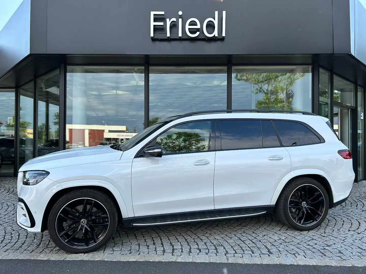 Mercedes-Benz GLS 450 d 4M AMG, 23, PANO, HUD, AIR, PANO, Blanc - 1