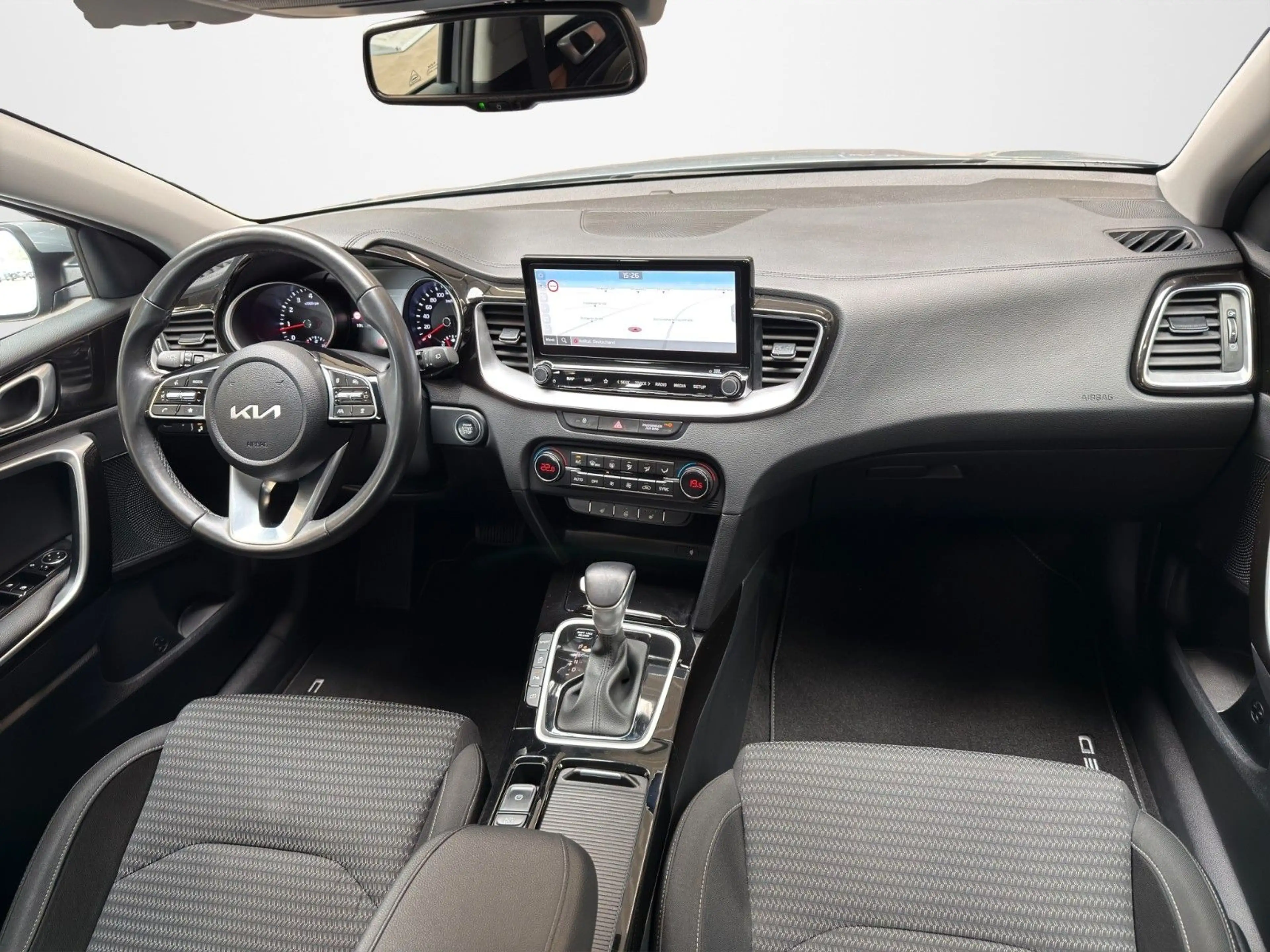 Kia Ceed SW / cee'd SW Spirit — photo 12
