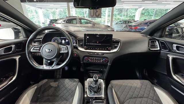 Kia ProCeed / pro_cee'd — photo 10