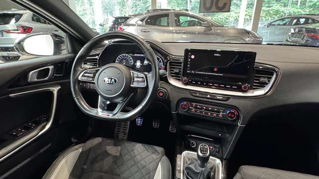Kia ProCeed / pro_cee'd — photo 11