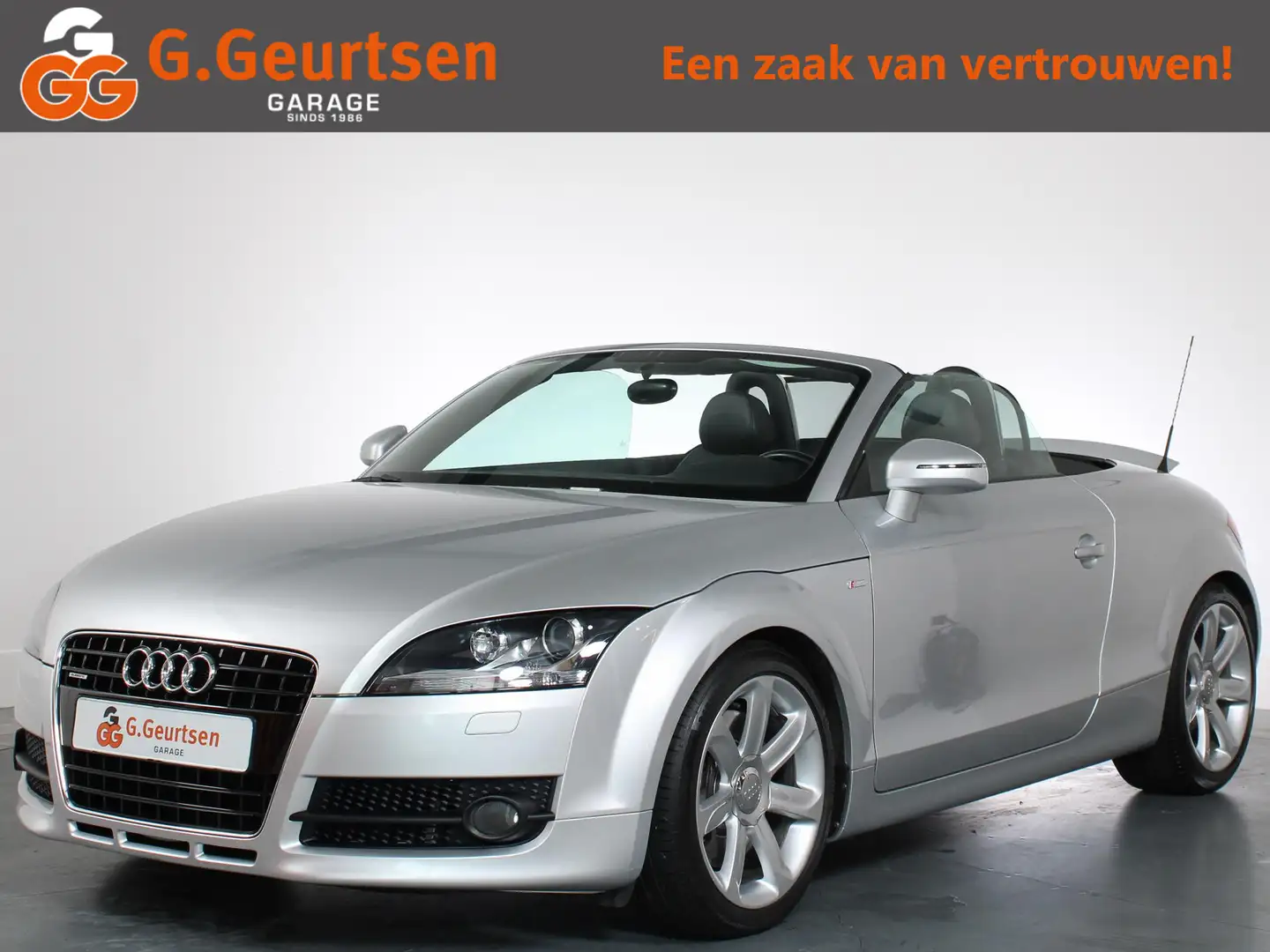 Audi TT Roadster 3.2 V6 quattro S-Line, NL Auto, Dealer on Zilver - 1