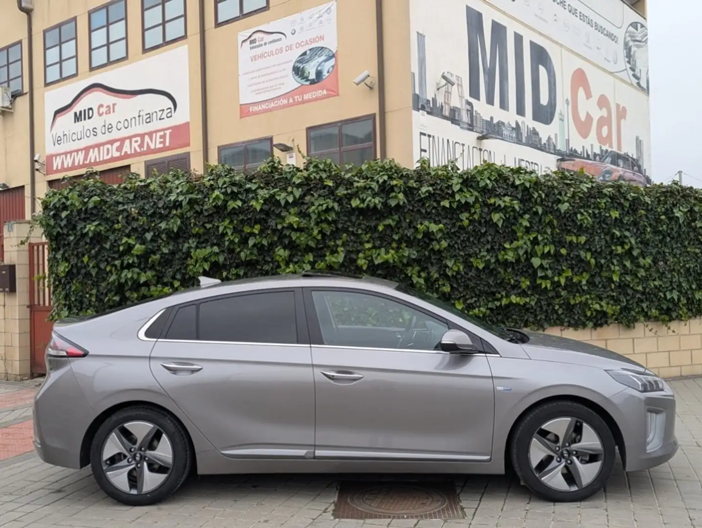 Hyundai IONIQ HEV 1.6 GDI Style Gris - 2