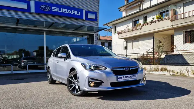 Subaru Impreza Impreza 1.6i CVT Style Navi 4x4