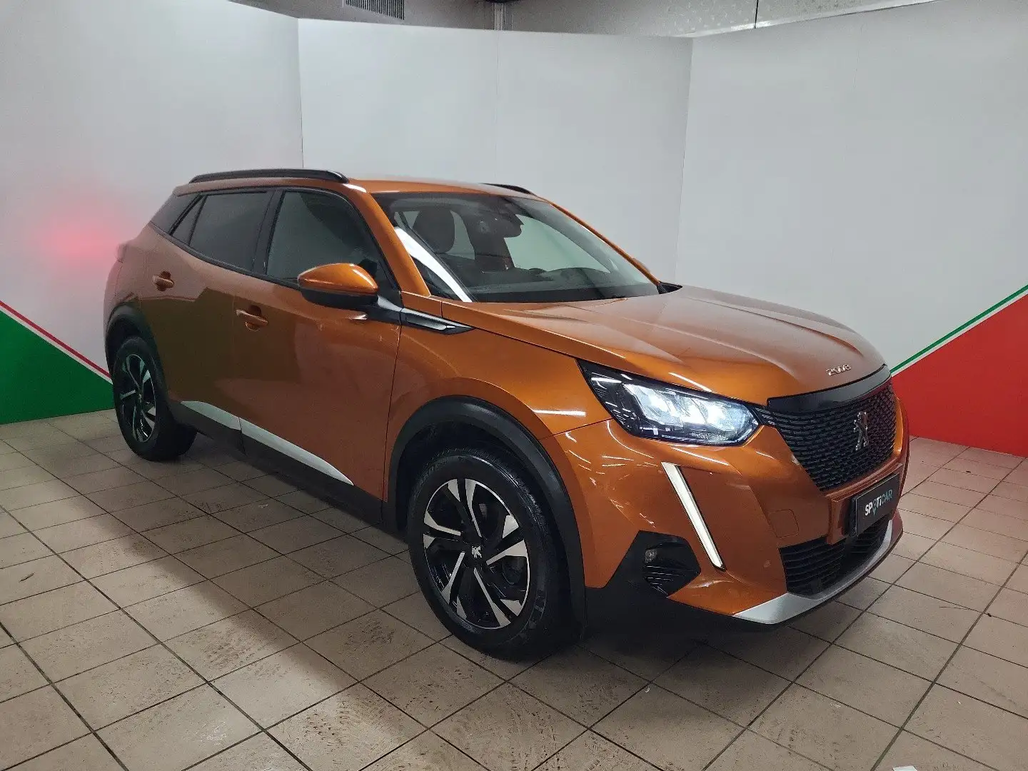 Peugeot 2008 2008 PureTech 100 S&S Allure Pack Arancione - 2