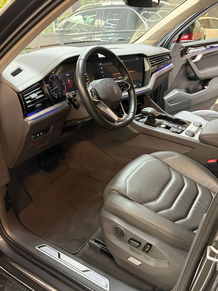 Volkswagen Touareg Atmosphere 4Motion virtual Memory AHK — photo 9