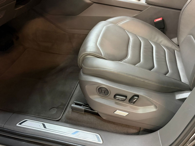 Volkswagen Touareg Atmosphere 4Motion virtual Memory AHK — photo 12