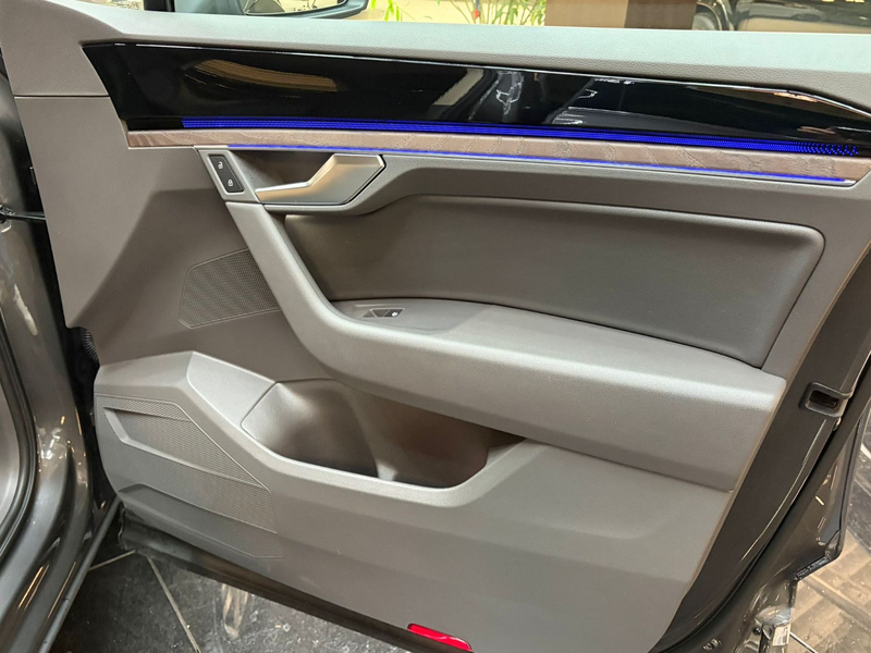 Volkswagen Touareg Atmosphere 4Motion virtual Memory AHK — photo 14