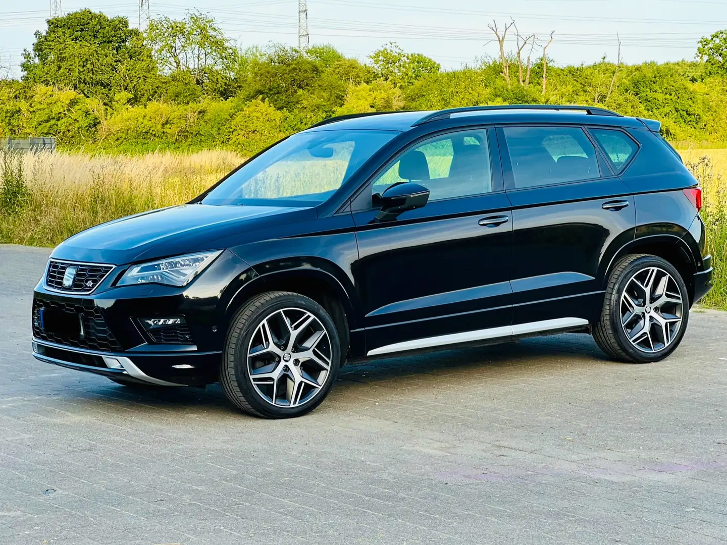 SEAT Ateca FR 4Drive Schwarz - 1