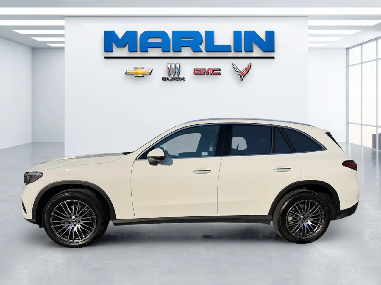 Mercedes-Benz GLC снимка Mercedes-Benz GLC