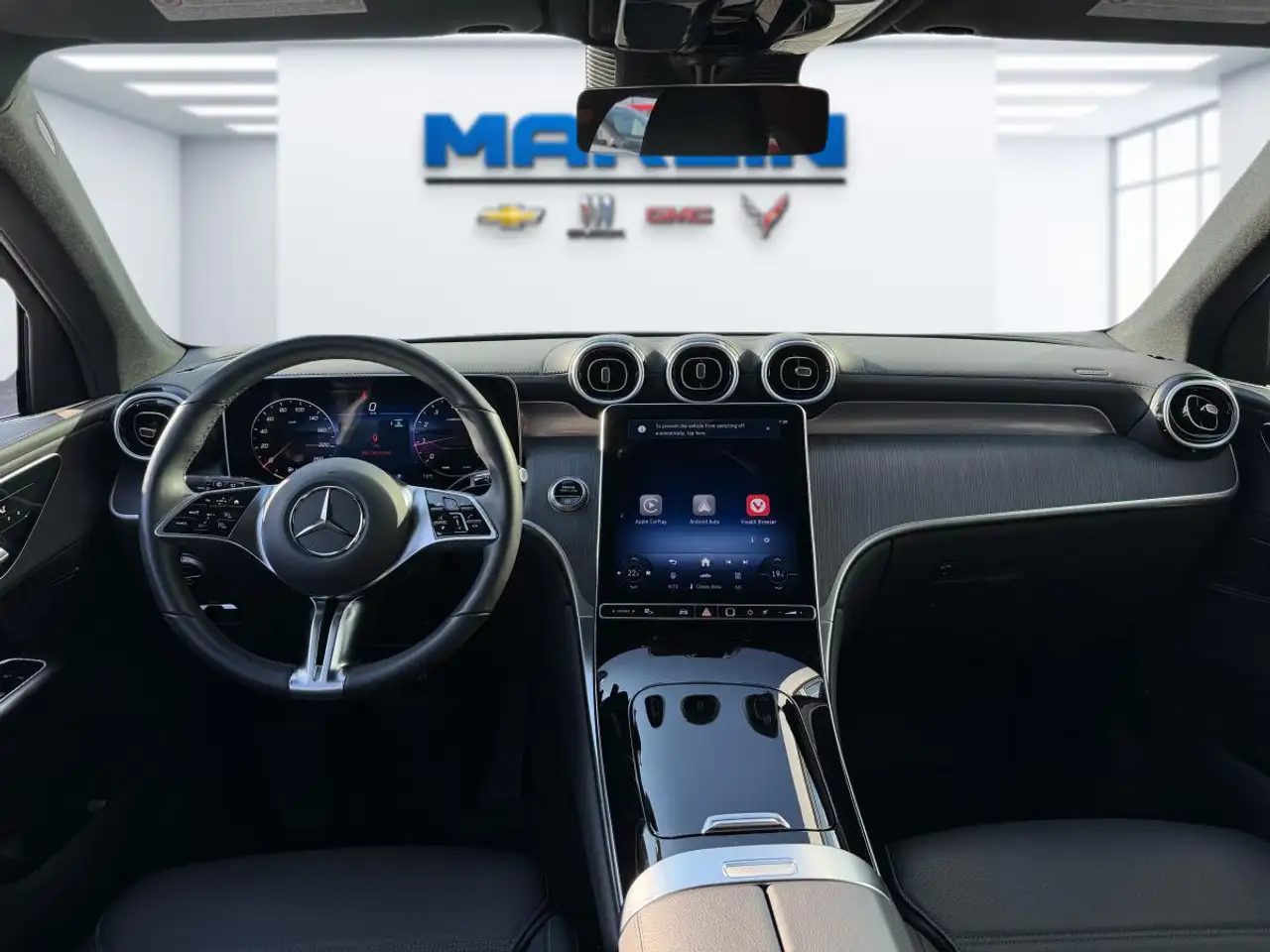 Mercedes-Benz GLC снимка Mercedes-Benz GLC