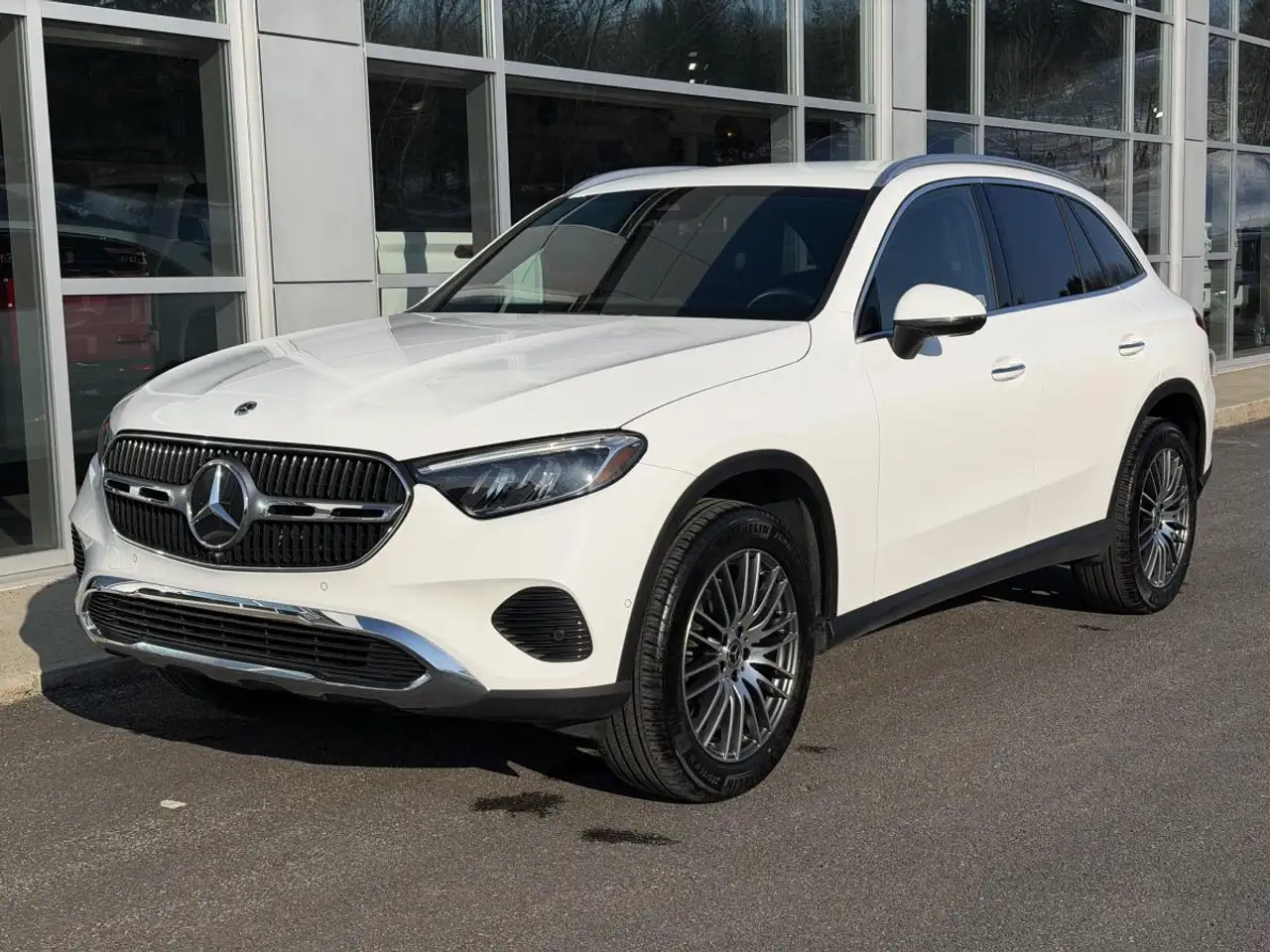 2025 Mercedes-Benz GLC