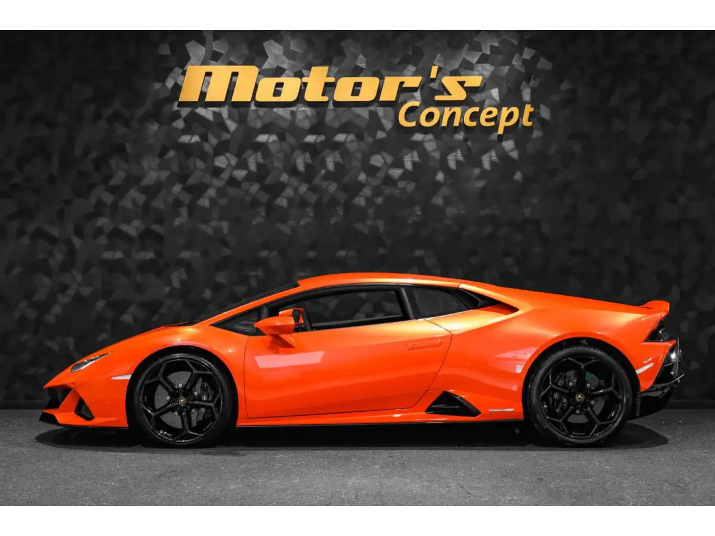 Lamborghini Huracán EVO LP 640-4 / AD PERSONAM Orange - 2
