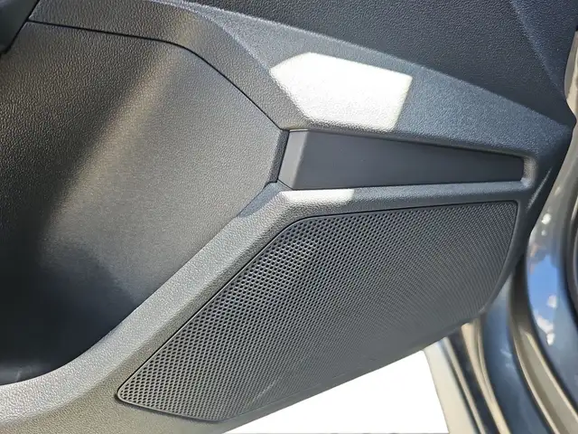 Audi A3 view 11