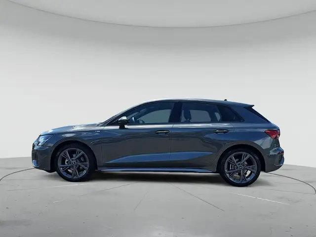 Audi A3 view 6