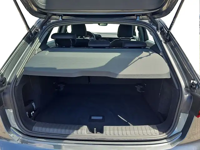 Audi A3 view 14