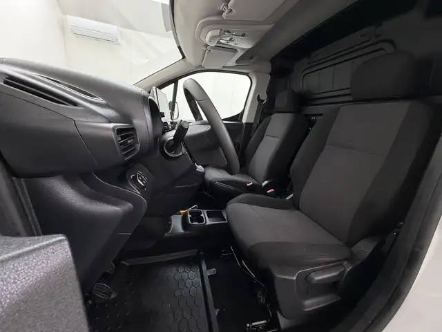 Opel Combo view 8