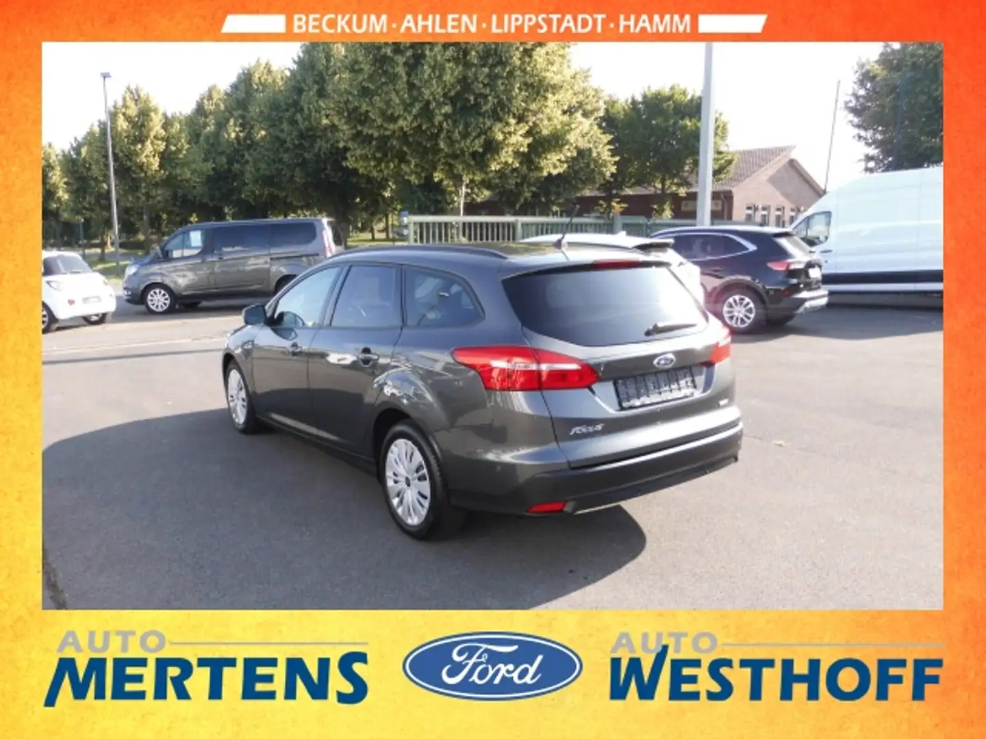Ford Focus Turnier Business Tunier Kombi WinterPaket Gris - 2