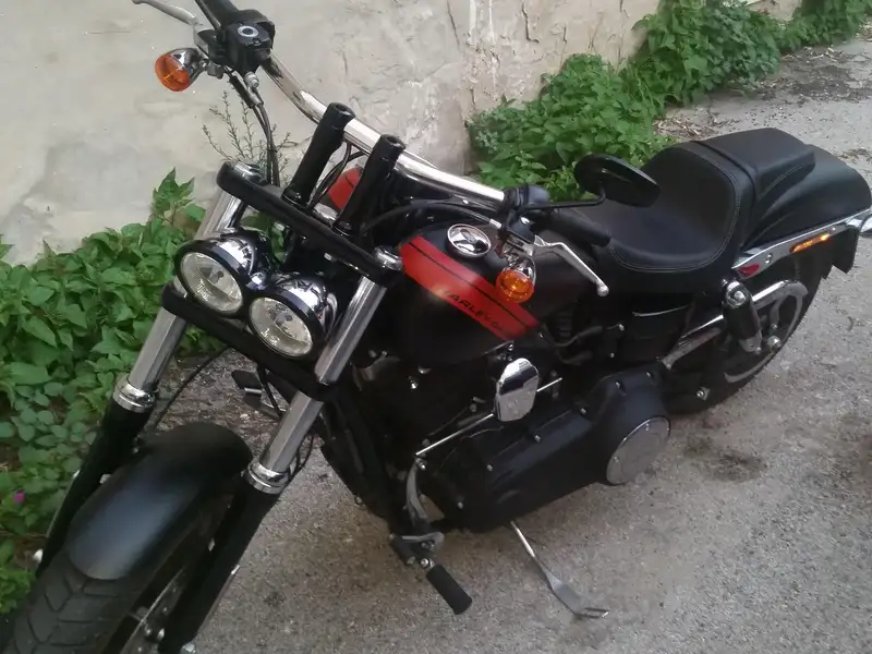 Harley-Davidson Dyna Fat Bob - foto 6