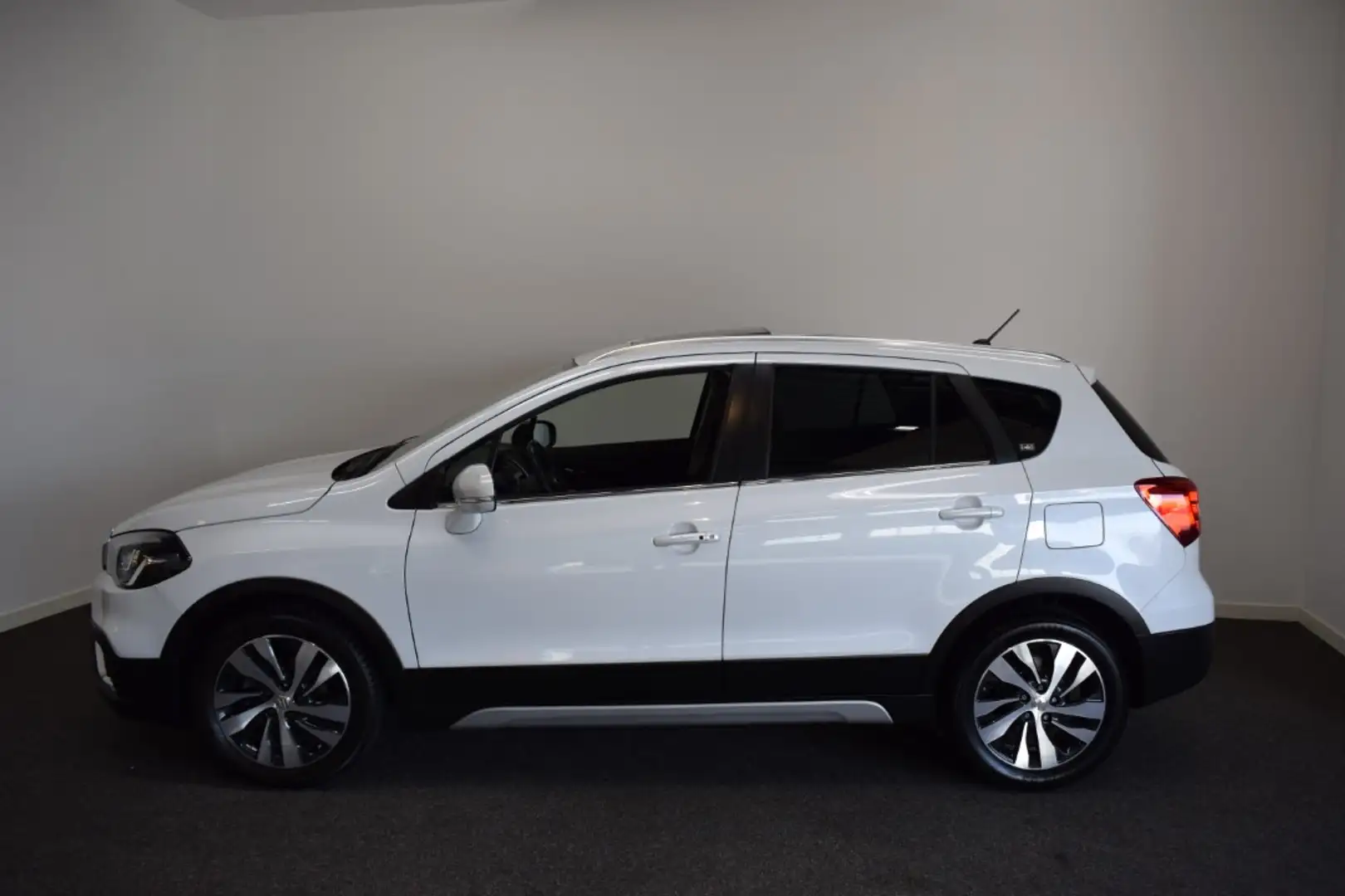 Suzuki SX4 S-Cross 1.4 140pk AUT Boosterjet High Executive Adapt Crui Blanc - 2