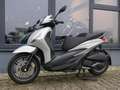 Piaggio Beverly 300 S - Modell 2022 - Lager - thumbnail 5