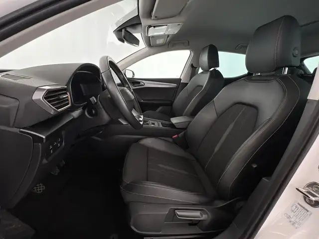 Cupra Leon view 8
