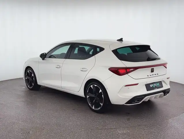 Cupra Leon view 5