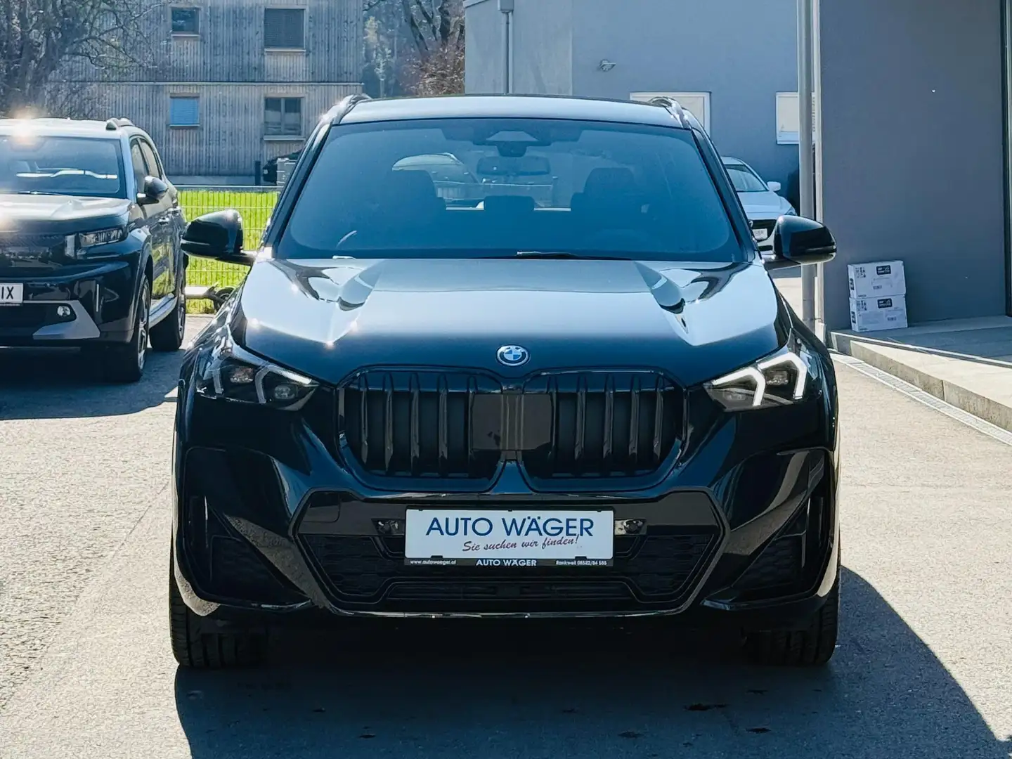 BMW X1 25 e xDrive M Sport Schwarz - 2