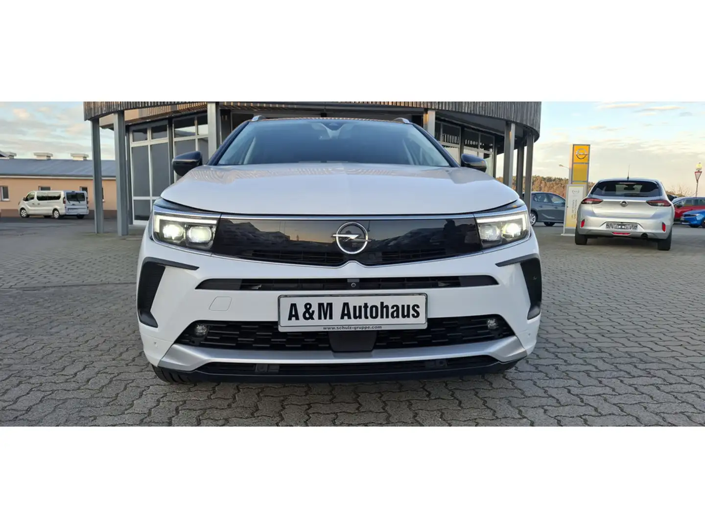 Opel Grandland 1.2 Ultimate FACEL. MATRIX-LED 360° Blanc - 2