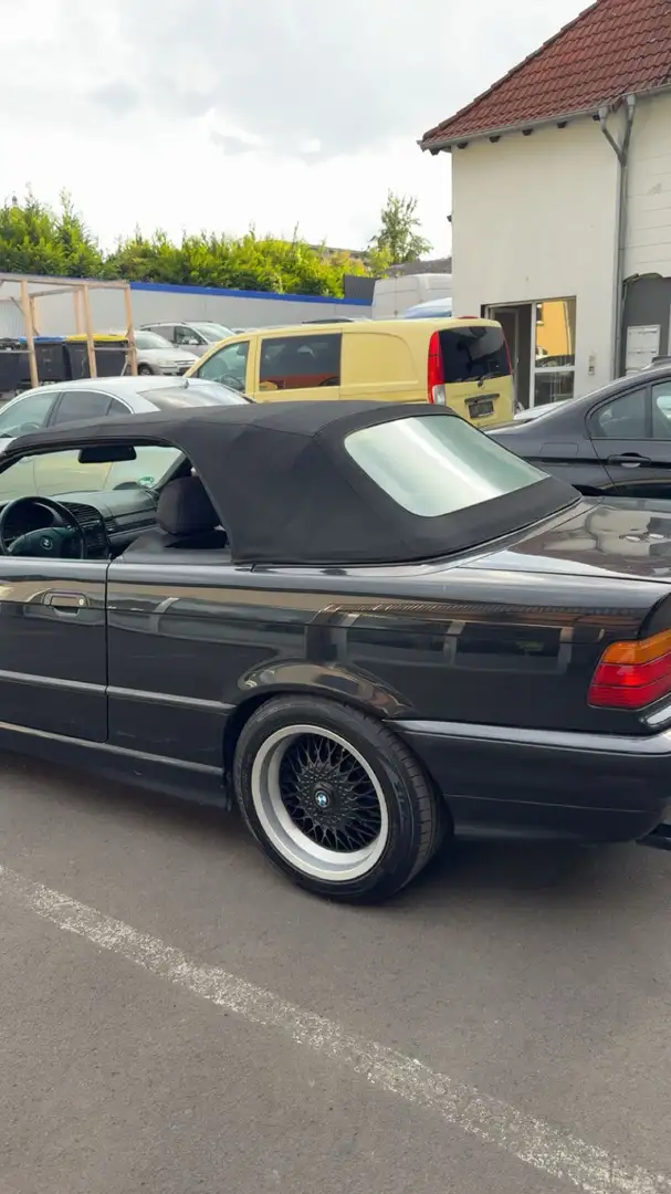BMW 318 318i - 1