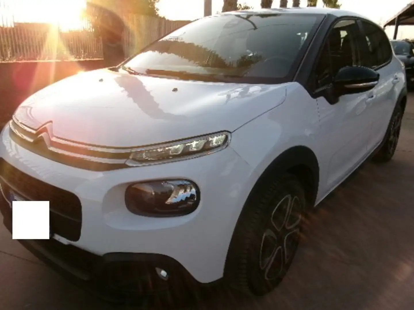 Citroen C3 C3 1.6 bluehdi Shine s Bianco - 2