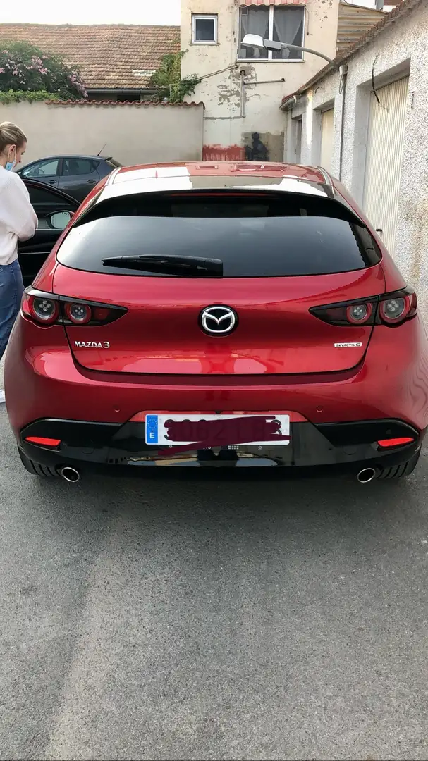 Mazda 3 SKYACTIV-G 2.0 M-Hybrid Rojo - 2