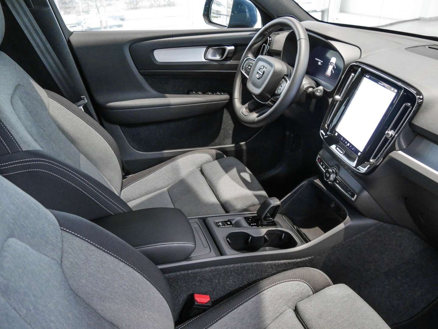 Volvo XC40 Core B3 - - Joinsteer - #2