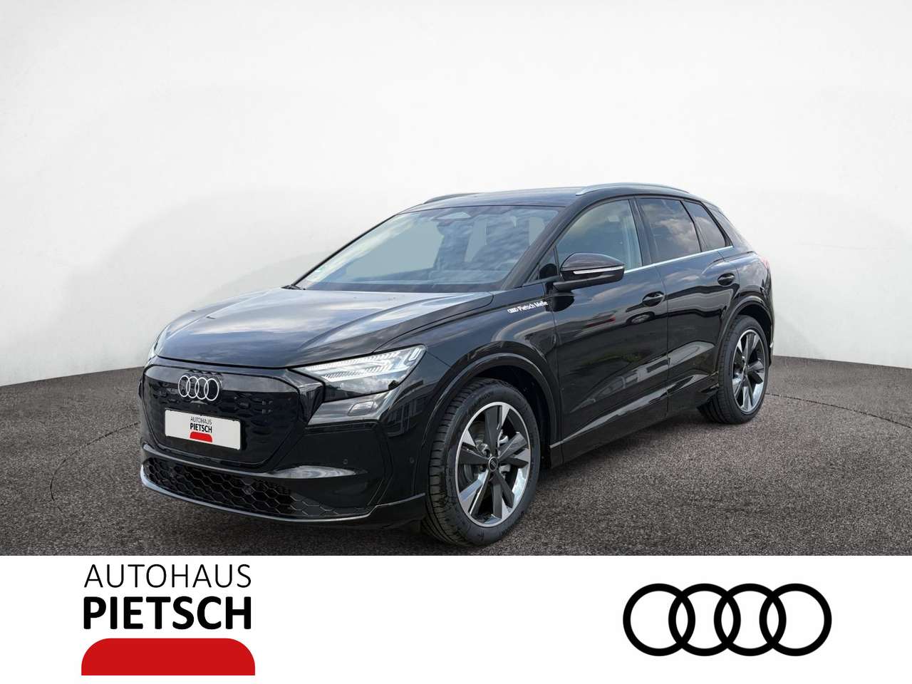 Audi Q4 e-tron — Audi Q4 e-tron Q4 SUV e-tron performance AHK HUD Wärmepumpe