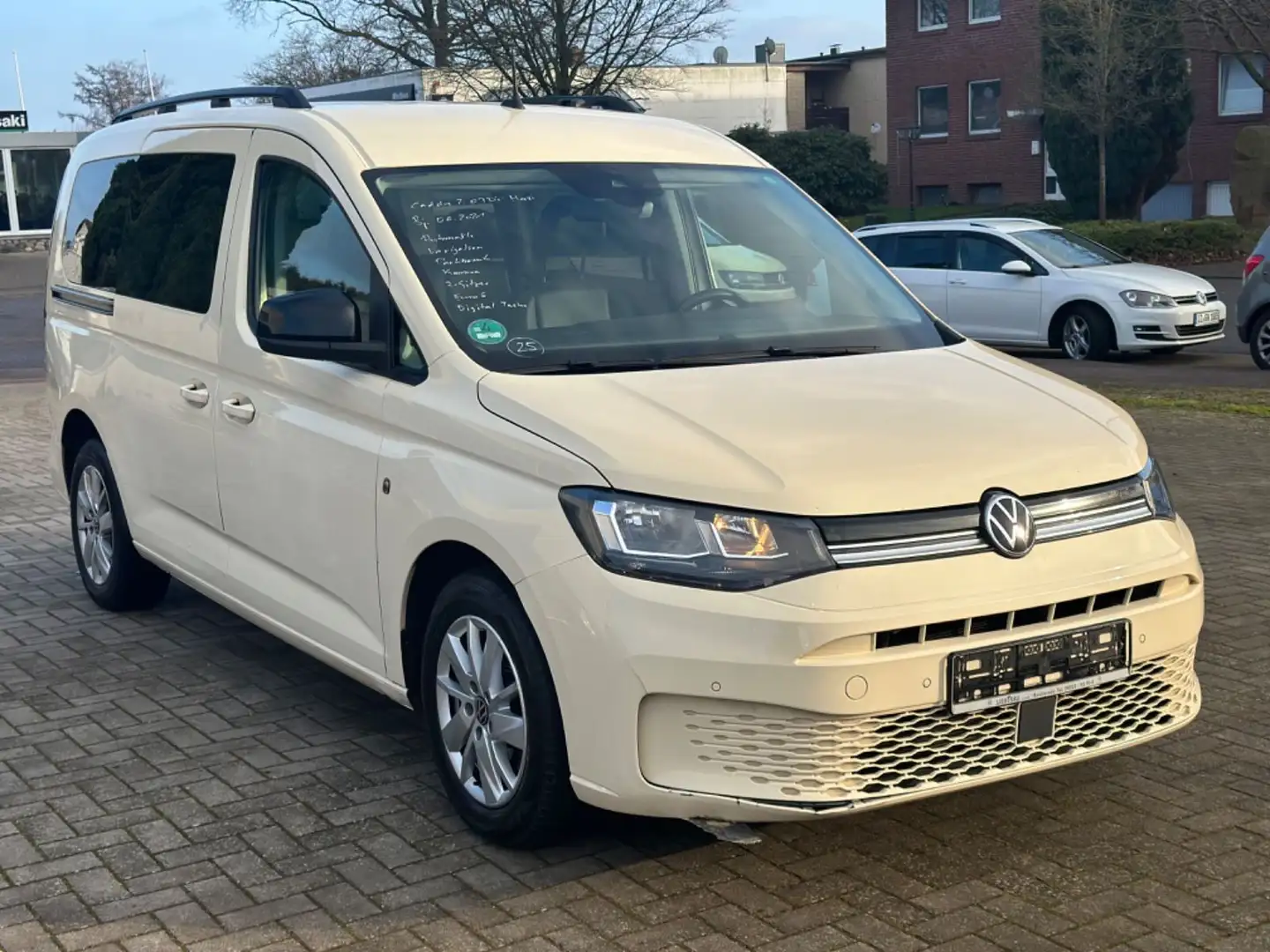 Volkswagen Caddy Maxi  2,0 TDI Aut*navi*PDC*Kam*LED*7-Sitze Beige - 2