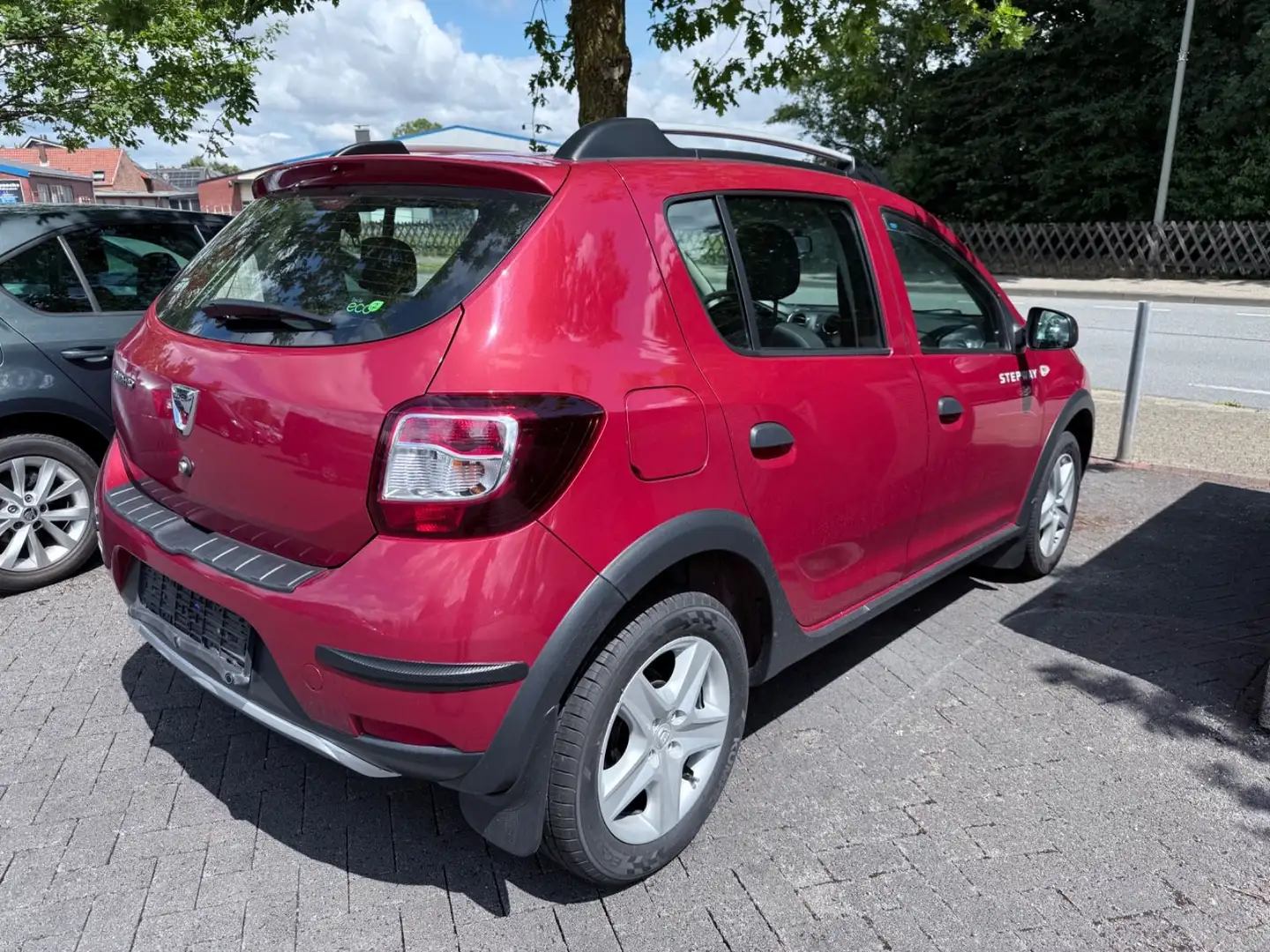 Dacia Sandero II Stepway Ambiance Rot - 2