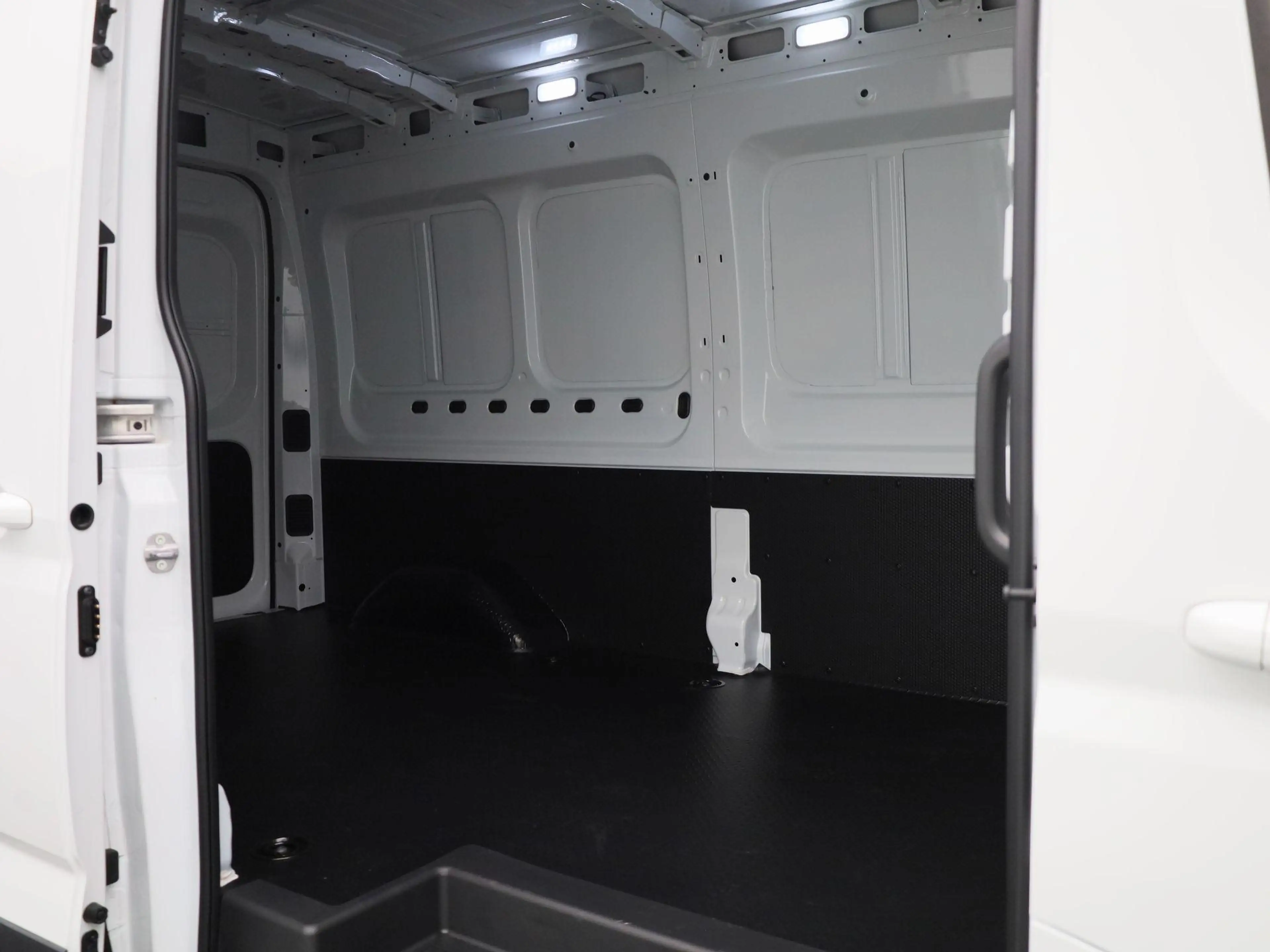 Maxus eDeliver 9 L3H2 72 kWh | Outlet Deal | 24 maanden garantie — photo 13